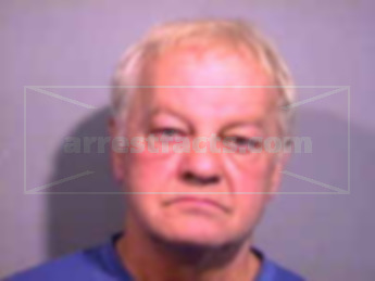 Larry E Metz