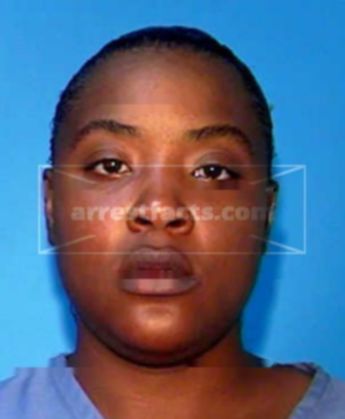 Takiesha L Bloxson