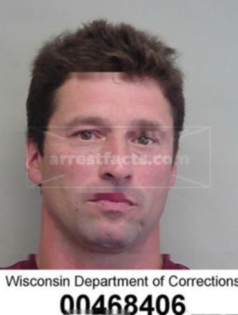 Travis R Keast