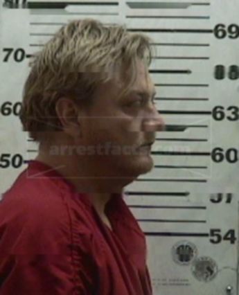Bradley Dorian Flores