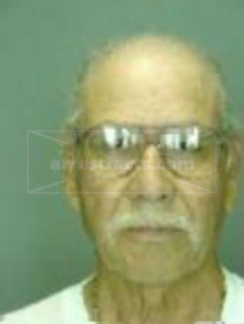 Thomas Flores Diaz