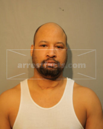 Marcus R Washington
