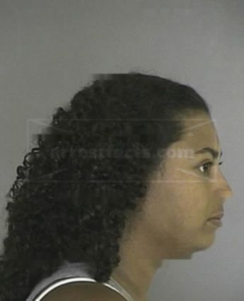 Natia Juanita Valenzuela
