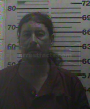 Robert L Cruz