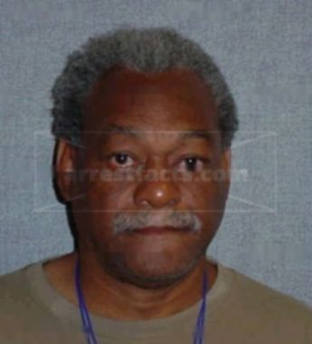 Larone Ellison Sr.