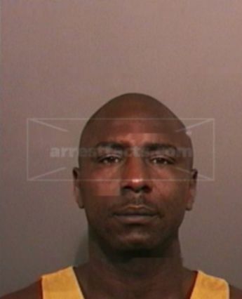 Lorenzo Perry
