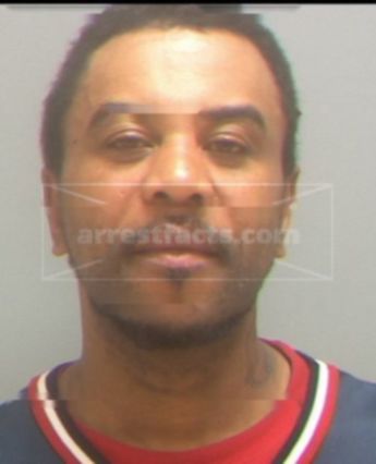 Cisco Montanez Cross