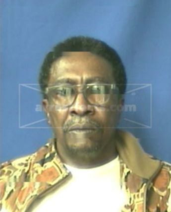 Michael D Washington