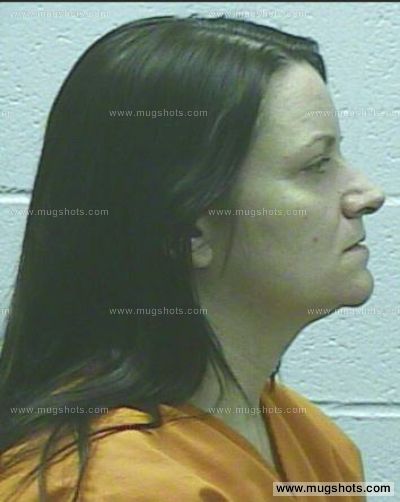 Shelly D Edwards