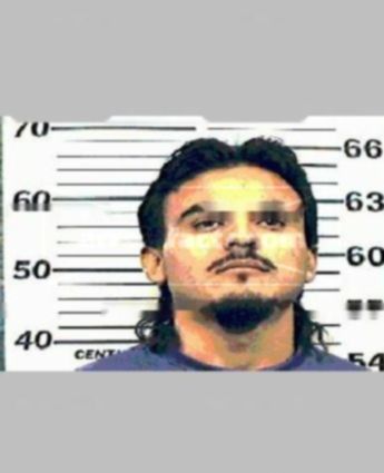 Daniel C Robles