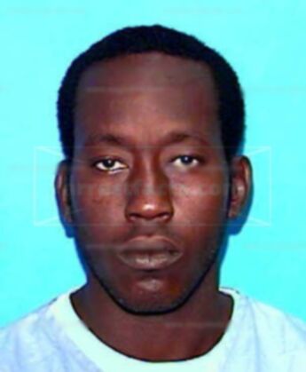 Darmayne White