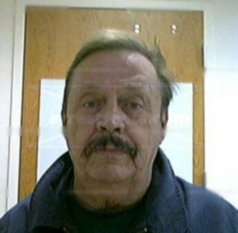 Richard E Frieszell Sr