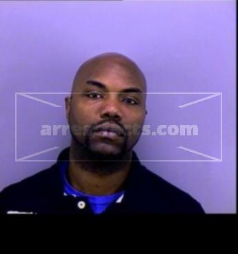 Kenneth Lamond D'andr Hampton