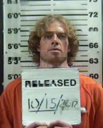 Zachary M Salter