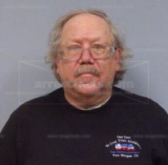 Pete Lewis Knight