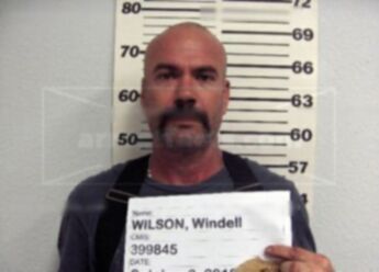 Wendell R Wilson