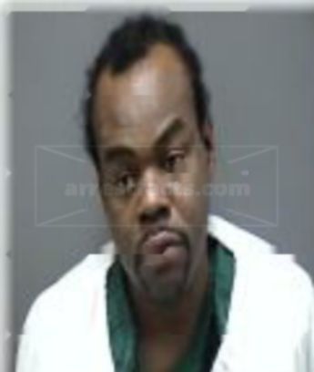 Tyrone Earle