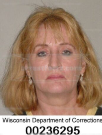 Julie S Lewis