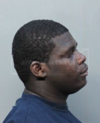 Devontae D Logan