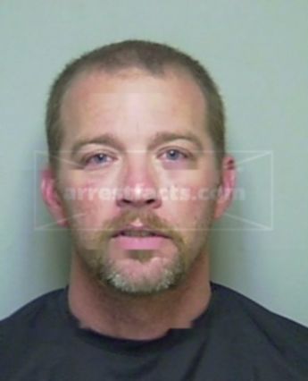 Michael Leigh Akins