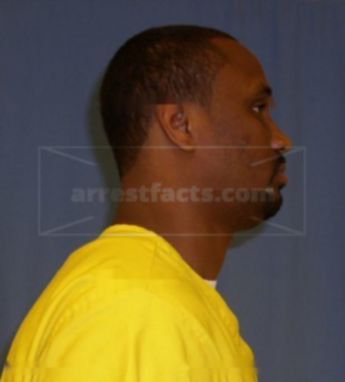 Donte L Williams