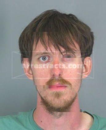 Matthew E Holdiness