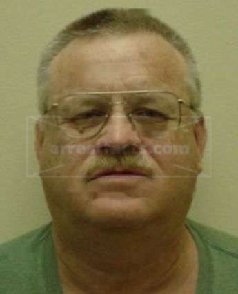 Richard J Styner