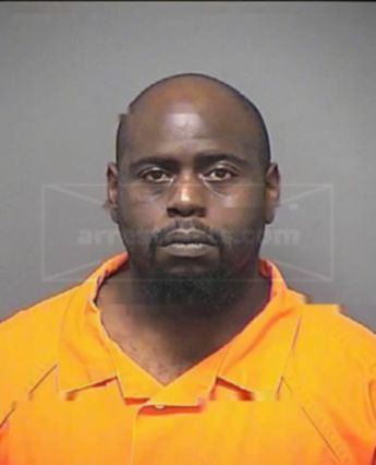 Michael Javon Holloway