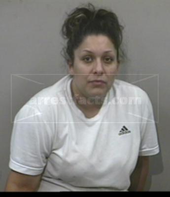 Monica Lizza Salinas Cervantes