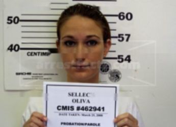 Olivia L Selleck