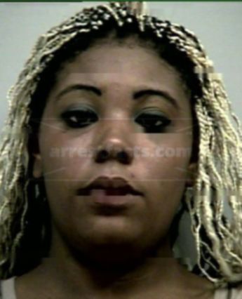 Essenci Victoria Sowell