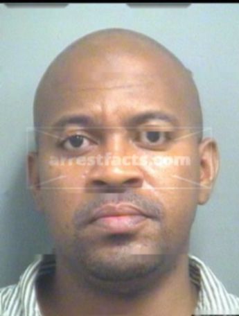 Robert Darryl Starke