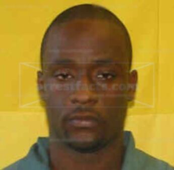 Darius L Davis