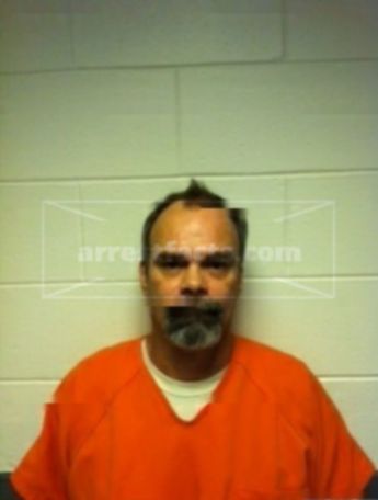 Aaron L Niswonger