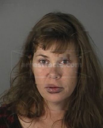 Tara M Salvadore