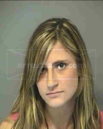Ellie M Salrin