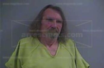 Jerry D Whittle