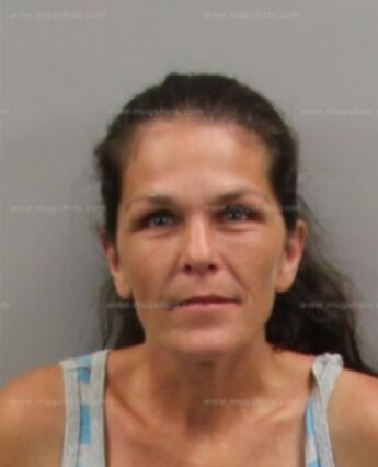 Leslie Lynn Holden