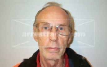 Robert L Hammond