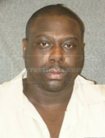 Marcus D Leonard