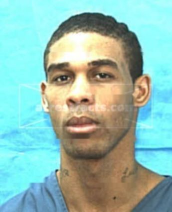 Zachary J Holloway