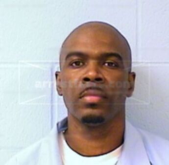 Damarcus D Triplett