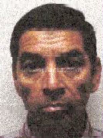 Julius Flores Mora