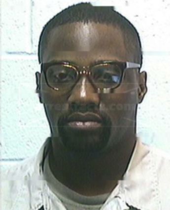Darius L Hendricks