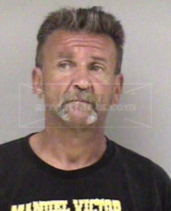 Raymond D Skelton