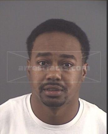 Demarius L Ross