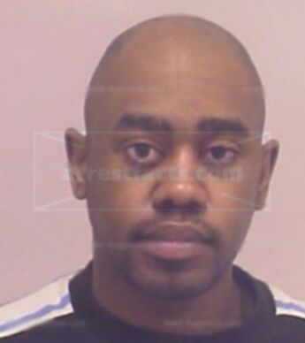 Travon R Melton