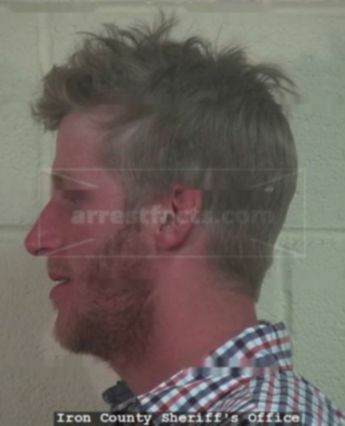 Travis R Anderson