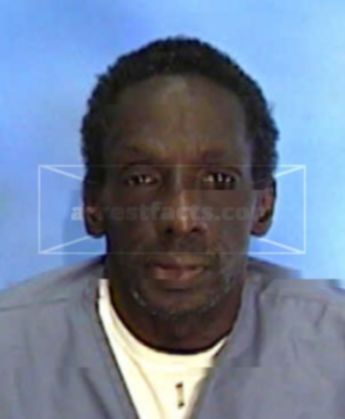 Larry E Edwards