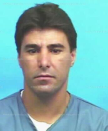 Gary R Hernandez